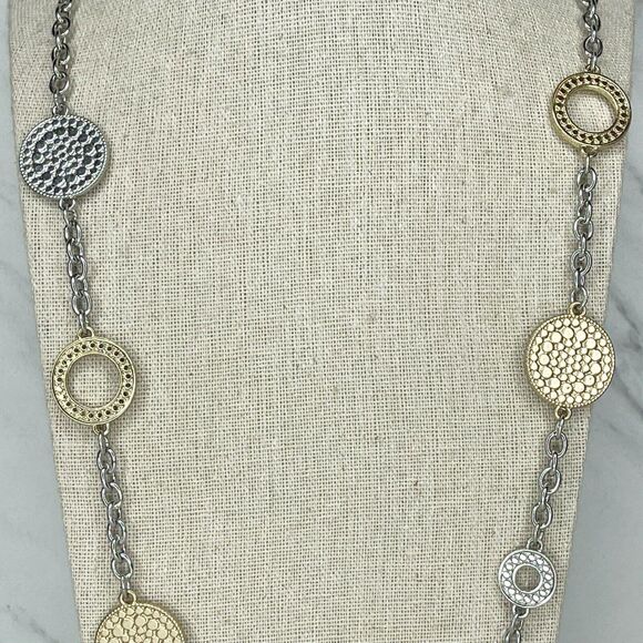 Chicos Mixed Metal Hammered Disc Chain Layering Necklace 42" ✨ - Picture 4 of 6